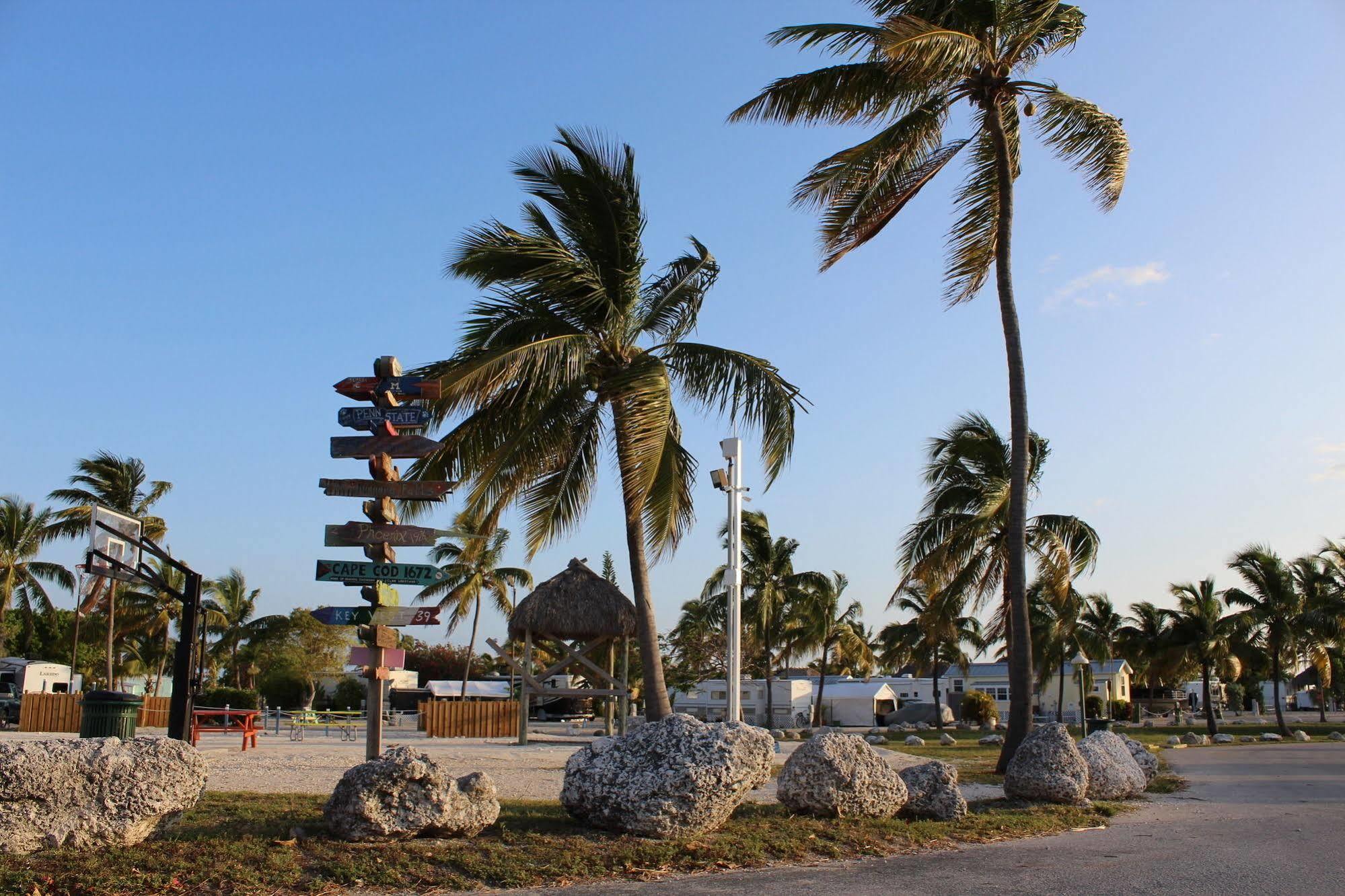 Sunshine Key Rv Resort & Marina بيغ باين كي المظهر الخارجي الصورة
